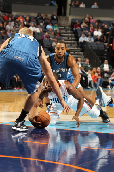 还是防守 还是防守